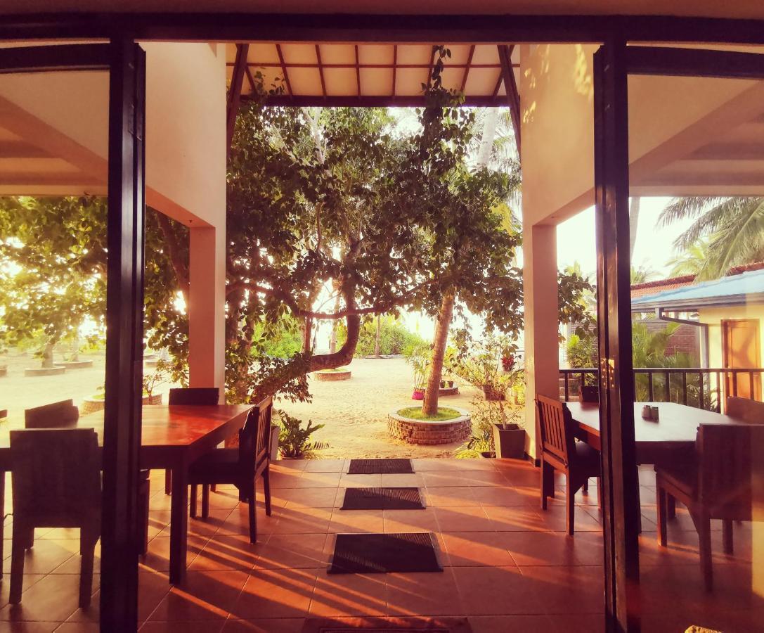 Welle Wadiya Beach Villa Kalpitiya Exterior foto